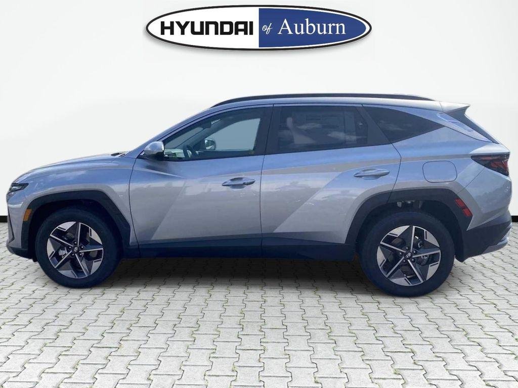 New 2026 Silver Hyundai SEL FWD image 8