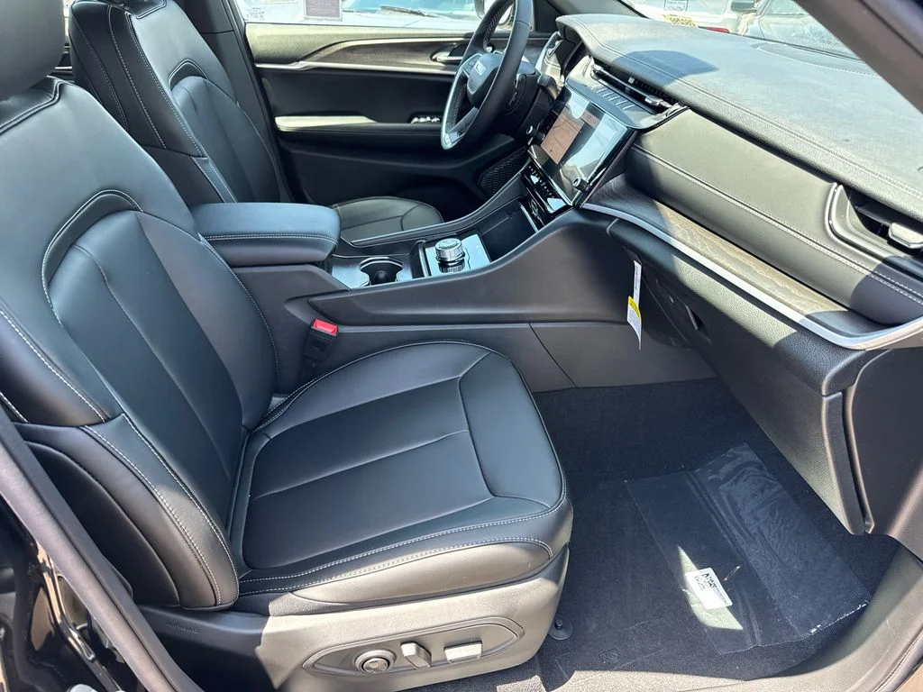 New 2026 Black Jeep Limited image 14