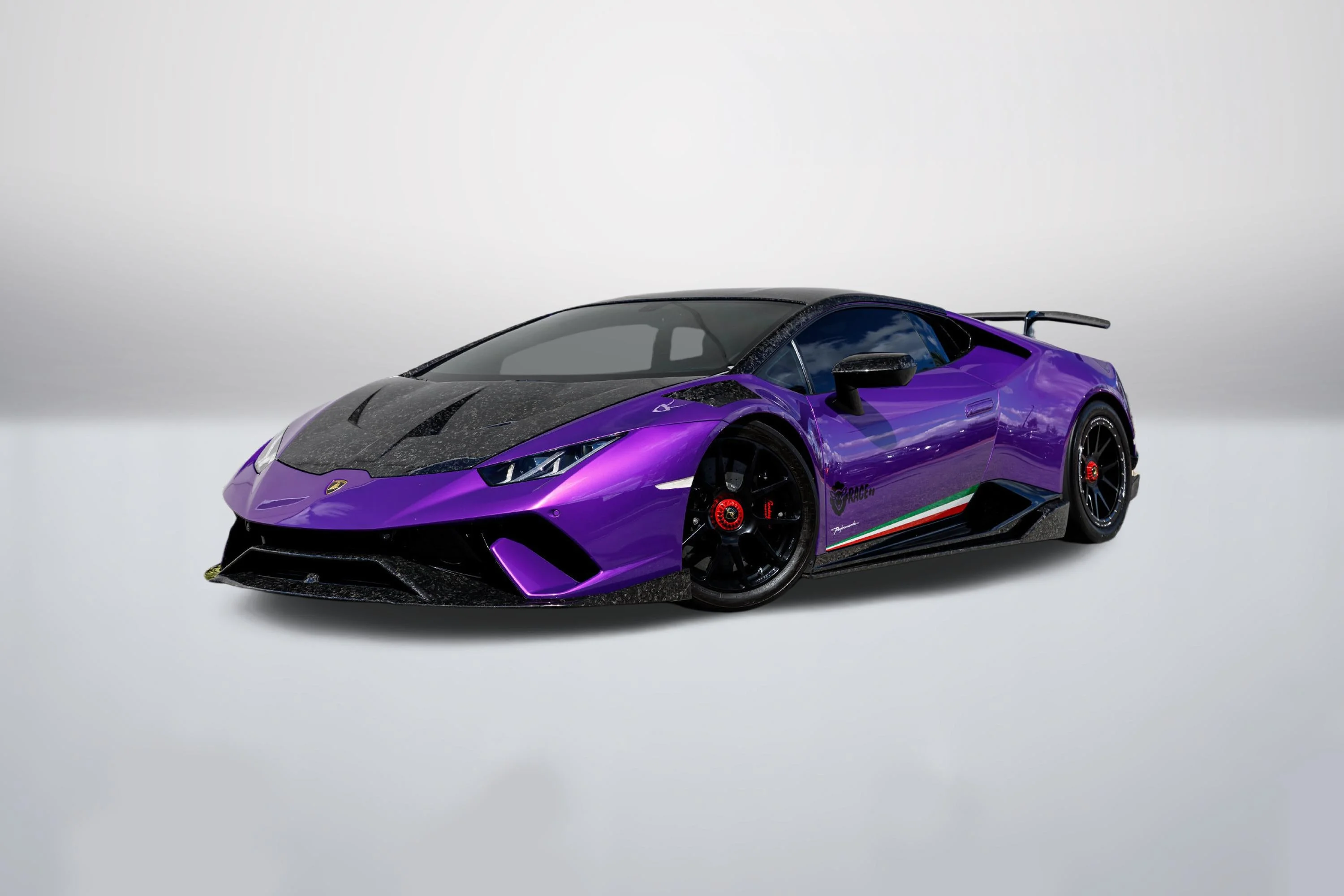 Used 2018  Lamborghini Performante image 1
