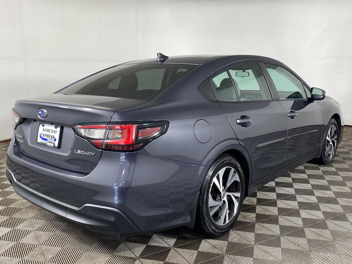 Used 2024 Magnetite Gray Metallic Subaru Premium image 5