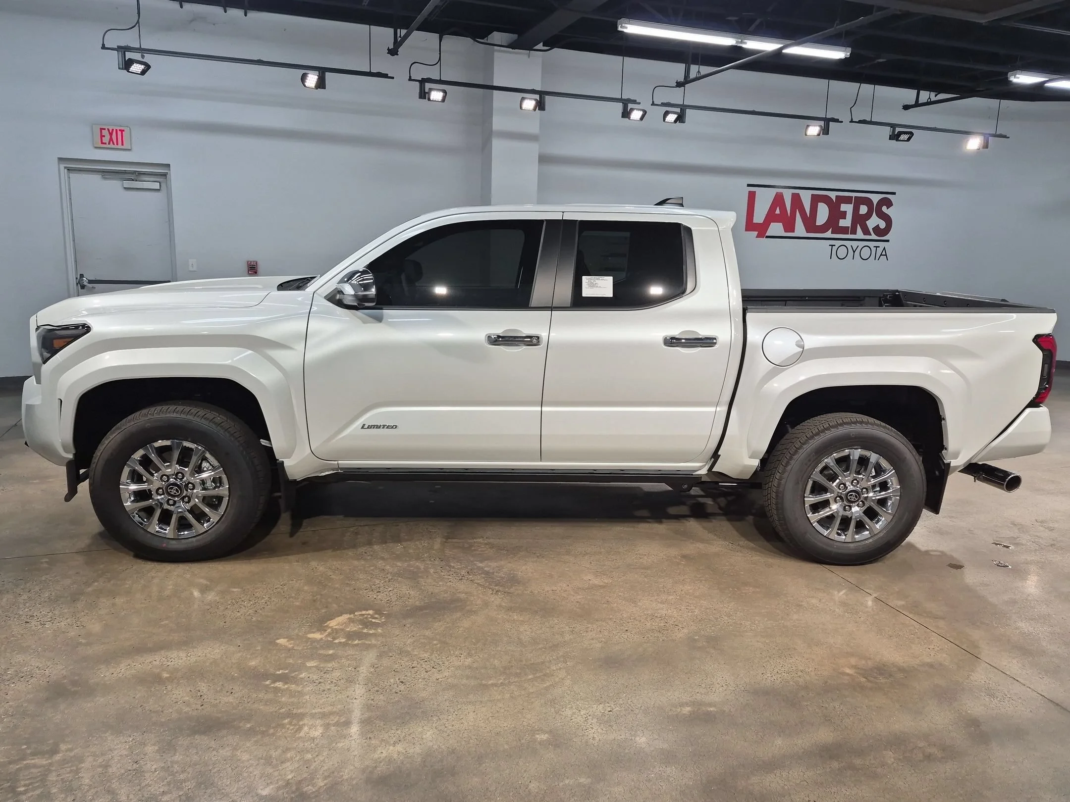New 2026 Wind Chill Pearl Toyota Limited image 4