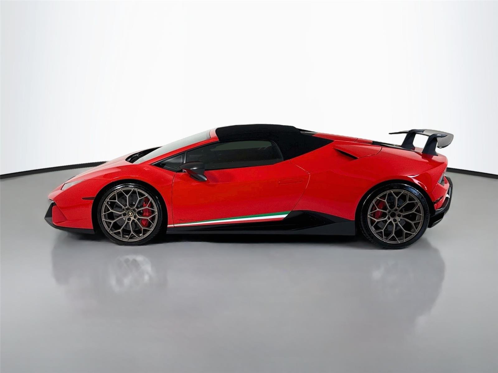 Used 2018 Rosso Mars Metallic Lamborghini Performante | RYFT Exhaust | Narvi 20