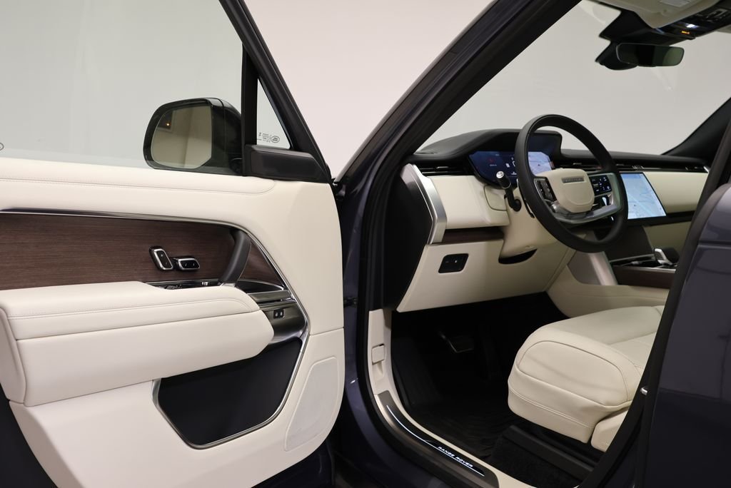 New 2026 Varesine Blue LAND ROVER SE PHEV image 28