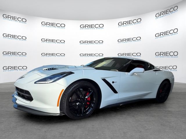 Used 2019 White Chevrolet Stingray image 3