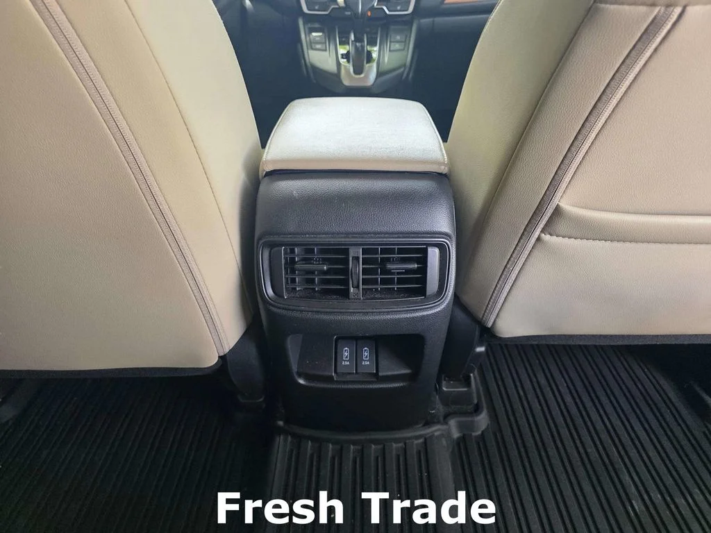 Used 2021  Honda EX-L image 9