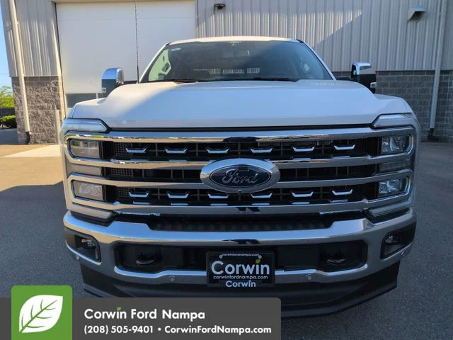 New 2026 Star White Metallic Tri-Coat Ford Lariat image 8