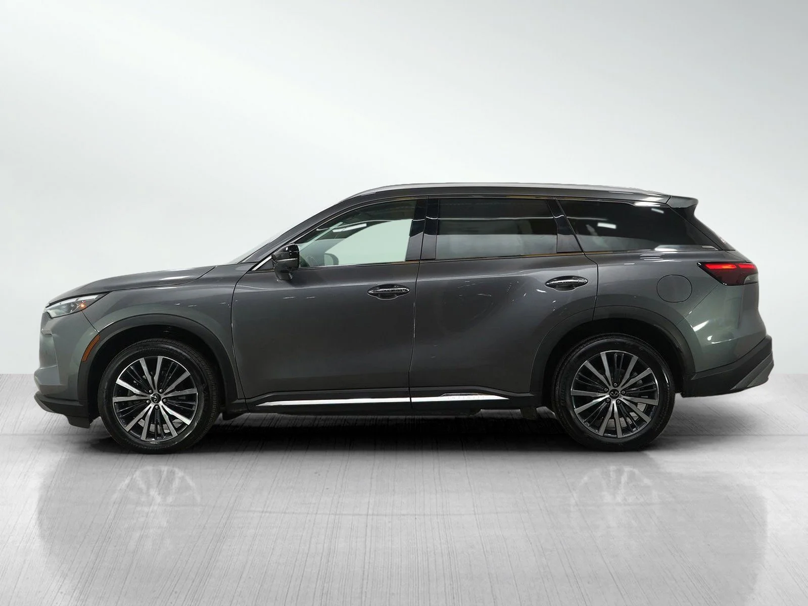 Used 2024 INFINITI QX60 Sensory with VIN 5N1DL1GS5RC348177 for sale in Wayzata, Minnesota