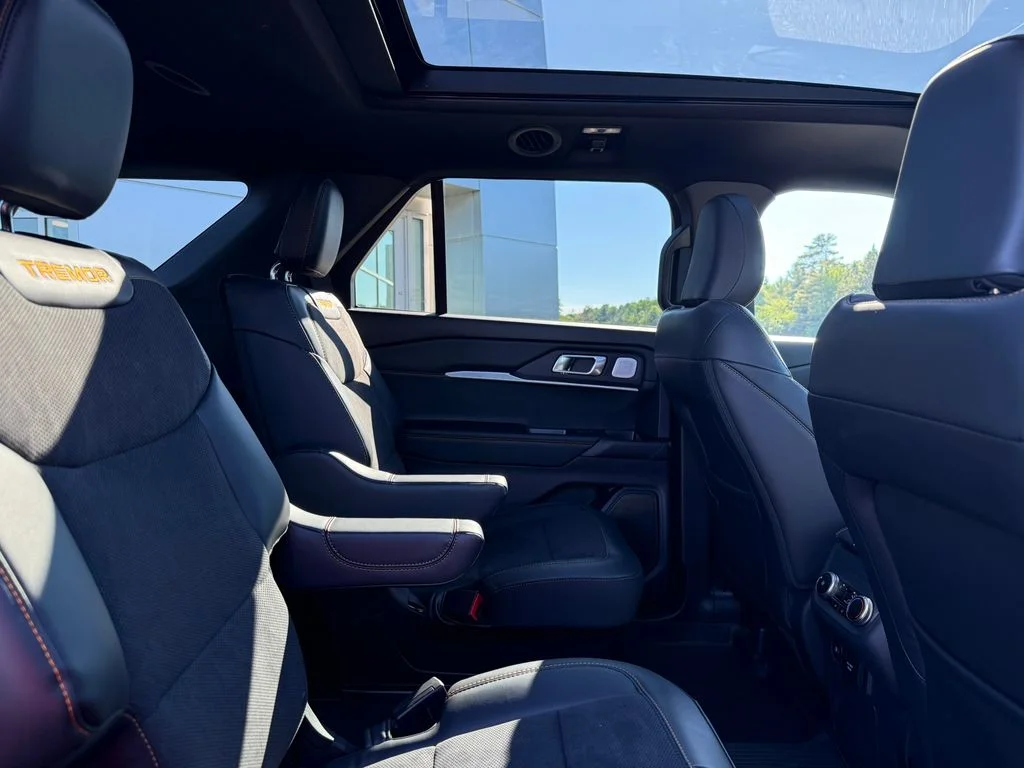 New 2026 Agate Black Metallic Ford Tremor® image 15