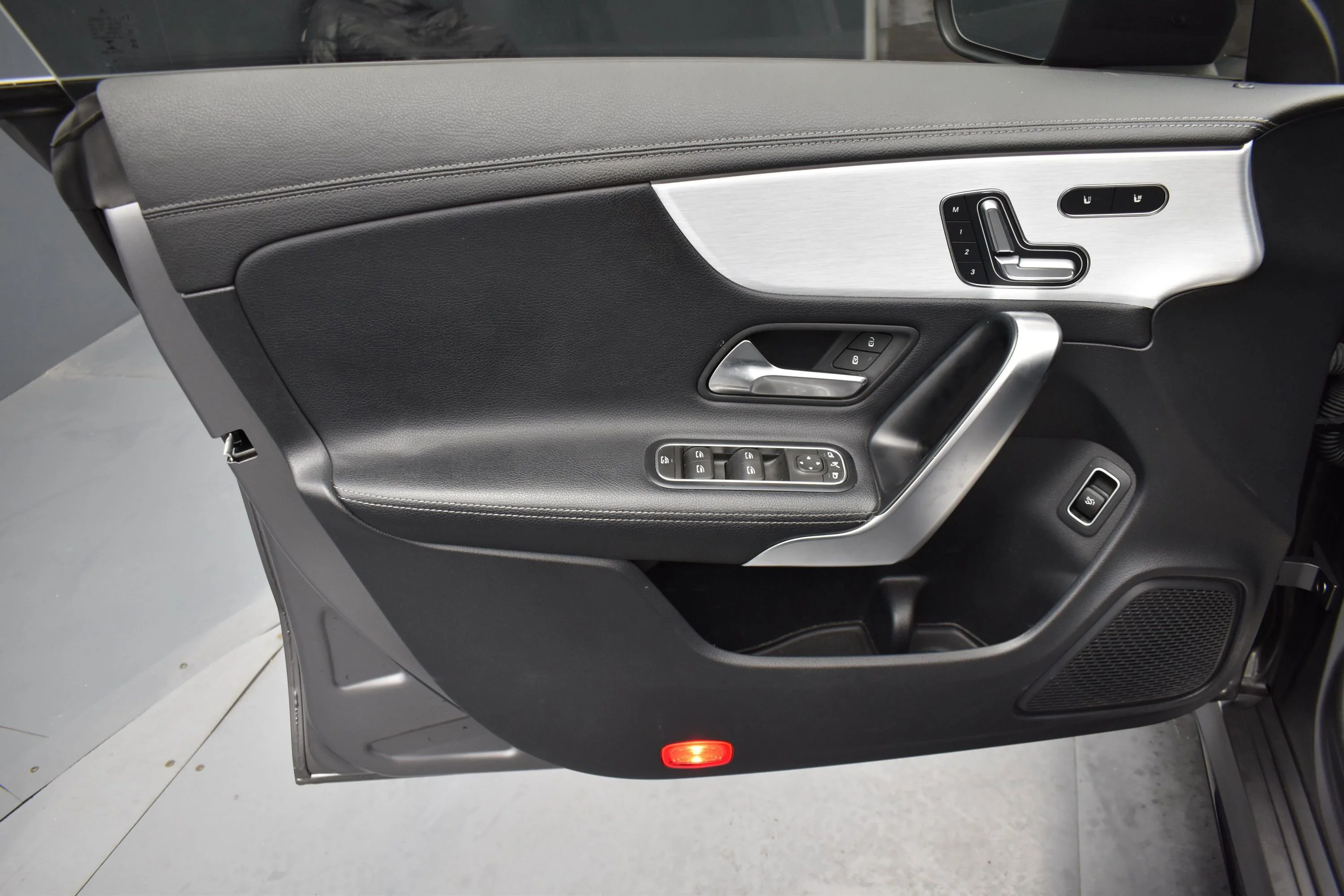 Used 2022 MANUFAKTUR Mountain Grey Magno Mercedes-Benz AMG® CLA 35 image 5