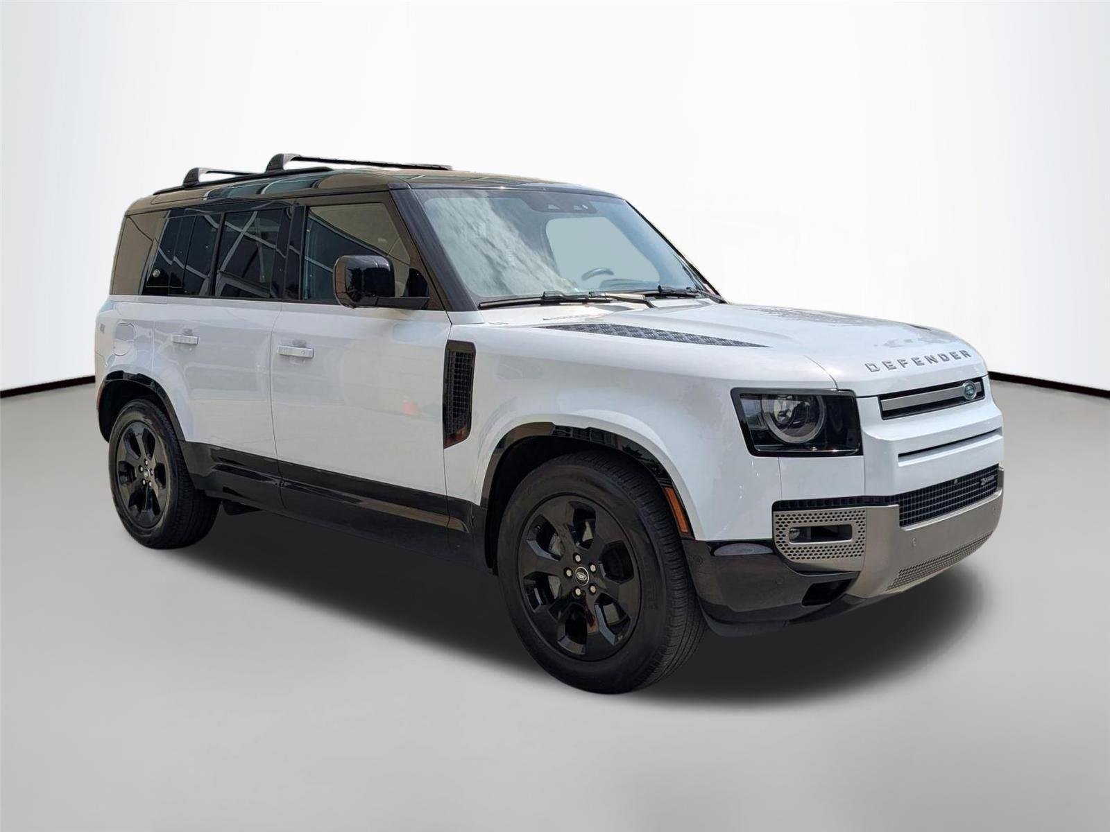 Used 2023 Yulong White Metallic Land Rover X-Dynamic SE image 3