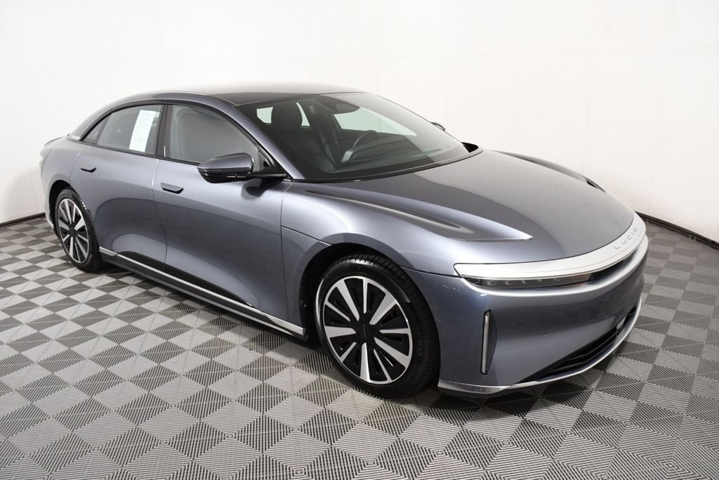 Used 2024 Fathom Blue Metallic Lucid Touring image 7