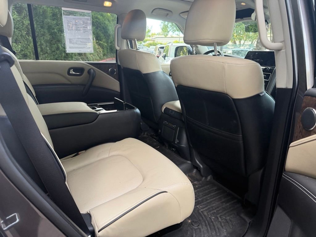 Used 2023 Anthracite Gray INFINITI Premium Select image 16