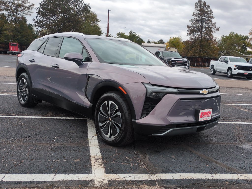 Used 2024 Galaxy Gray Metallic Chevrolet LT image 7