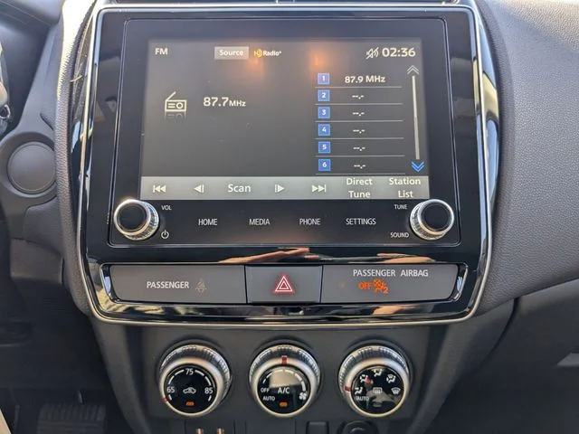 New 2026 White Mitsubishi ES image 22