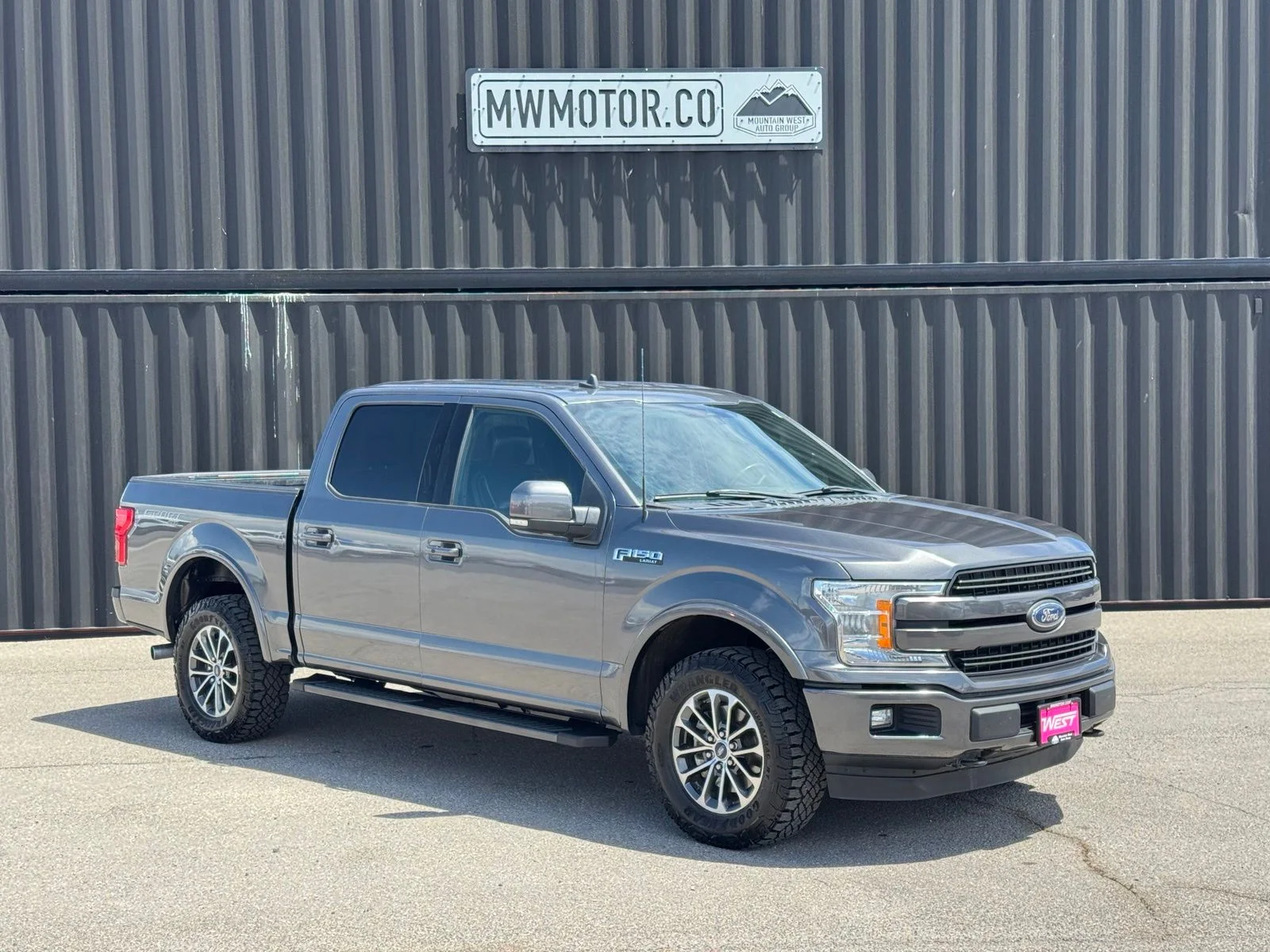 Used 2019 Gray Ford Lariat image 1