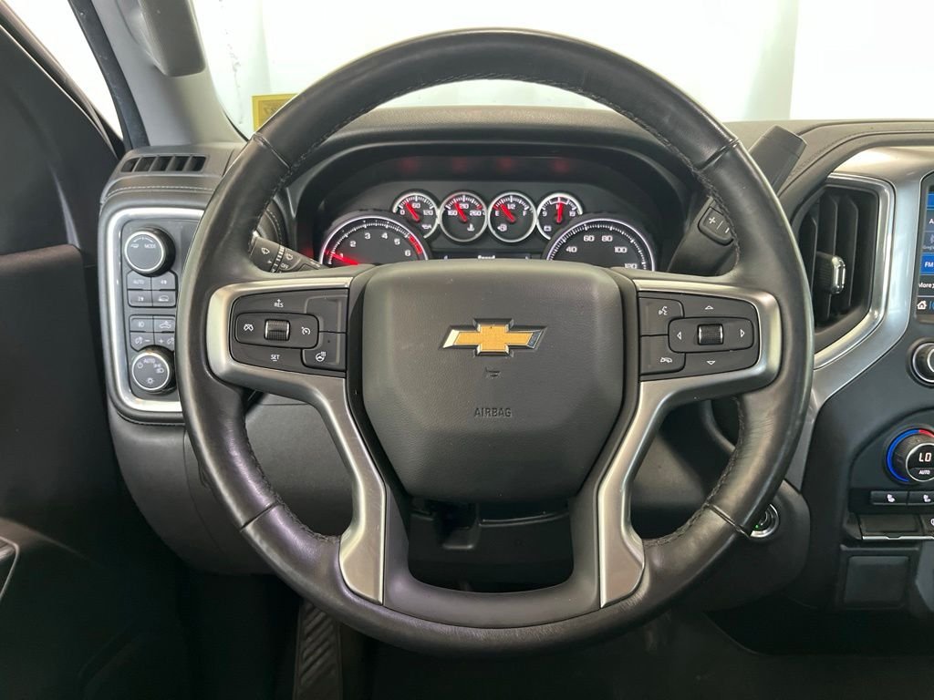 Used 2020 Blue Chevrolet LT image 5