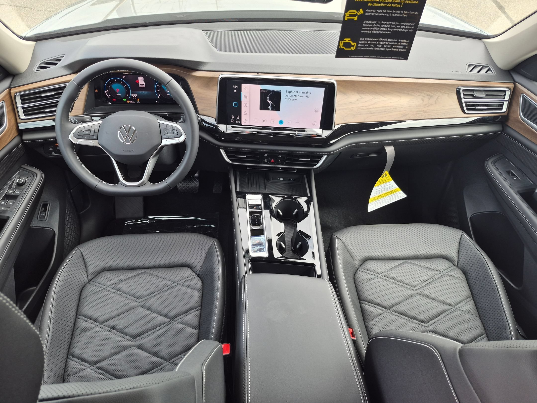 New 2026 Pure Gray Volkswagen 2.0T SE w/Technology image 25