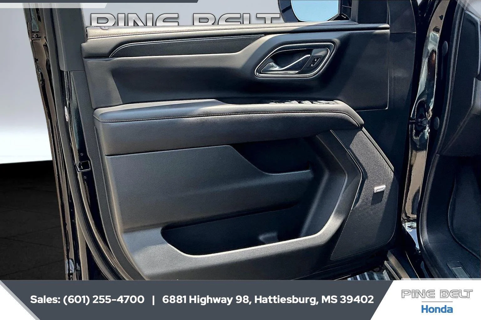 Used 2023 Onyx Black GMC AT4 image 17
