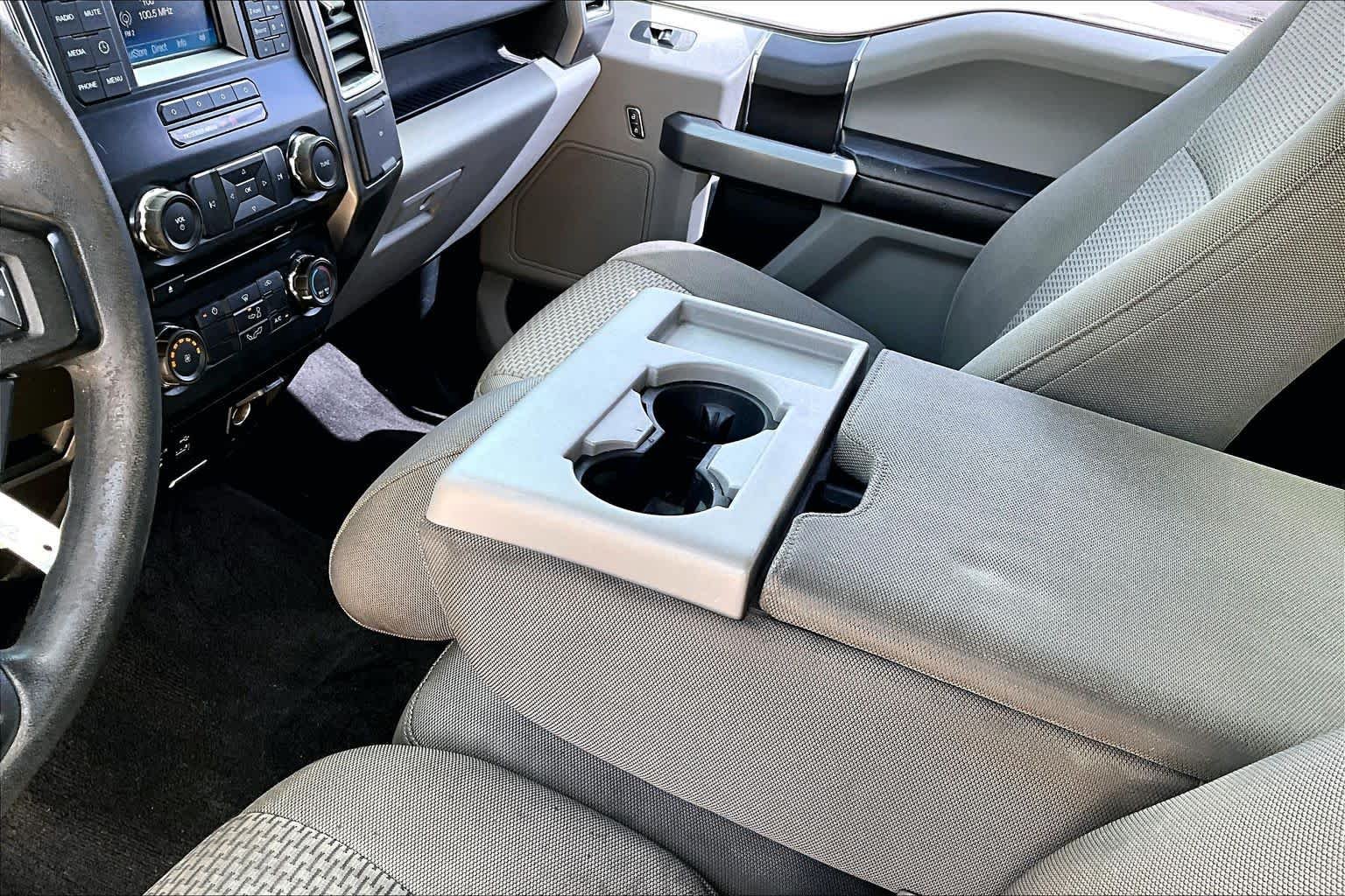 Used 2015 Oxford White Ford XLT image 15