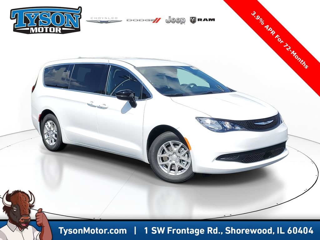 2026 Chrysler Voyager LX's photo