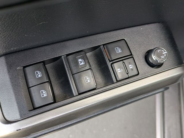 Used 2018 Magnetic Gray Metallic Toyota SR5 image 20