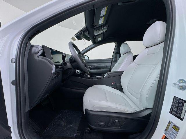 New 2026 White Hyundai SEL FWD image 31