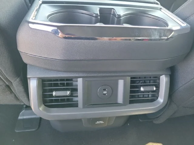 New 2026 Oxford White Ford XLT image 17