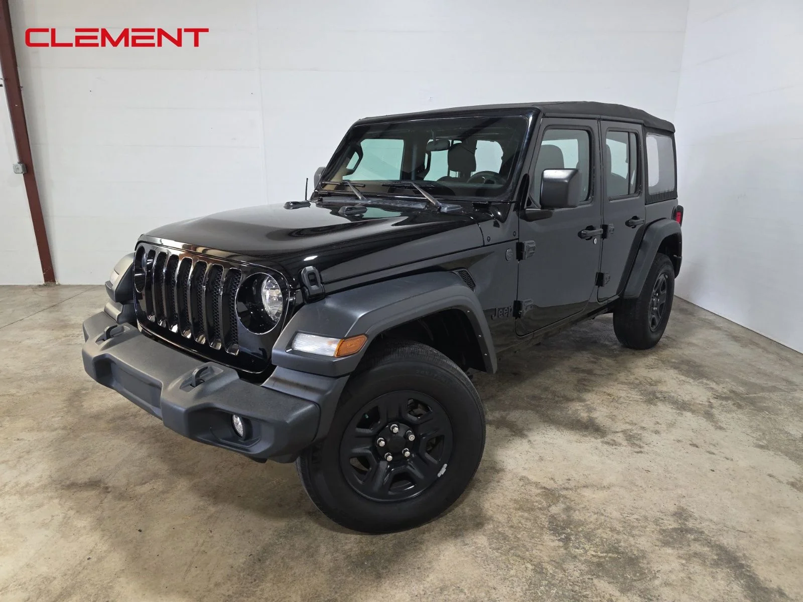 2023 Jeep Wrangler Sport's photo