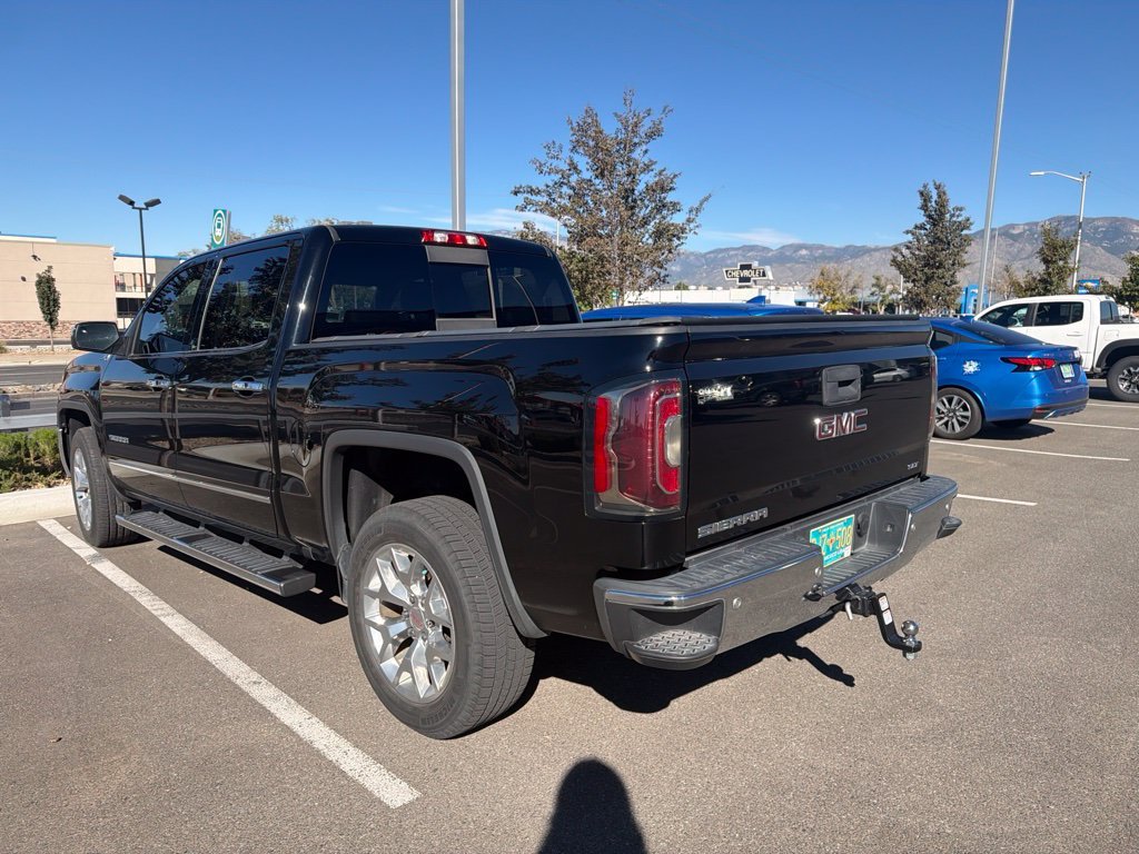 Used 2018 Black GMC SLT image 5