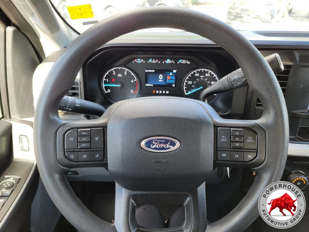 Used 2025 White Ford XLT image 32
