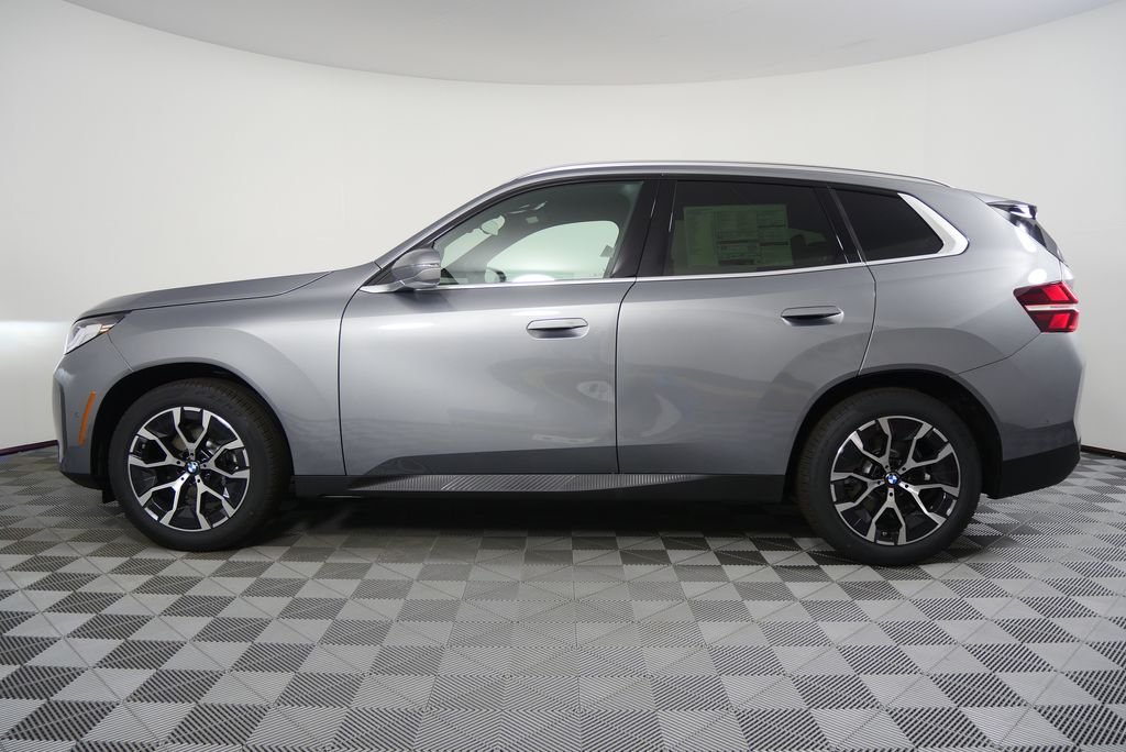 Used 2026 Skyscraper Grey Metallic BMW 30 xDrive image 6