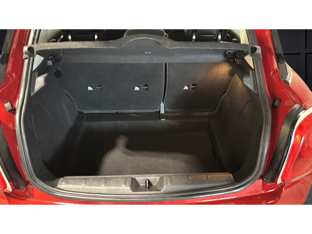 Used 2016 Blazing Red MINI Base image 24
