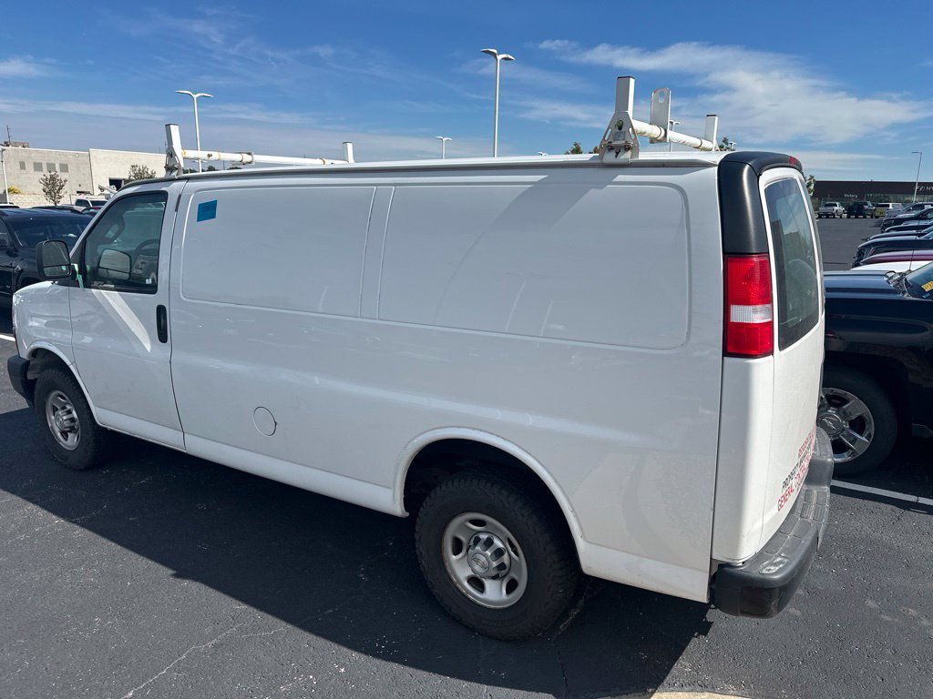 Used 2021 Chevrolet Express Cargo Work Van with VIN 1GCWGAFP4M1304691 for sale in Kansas City