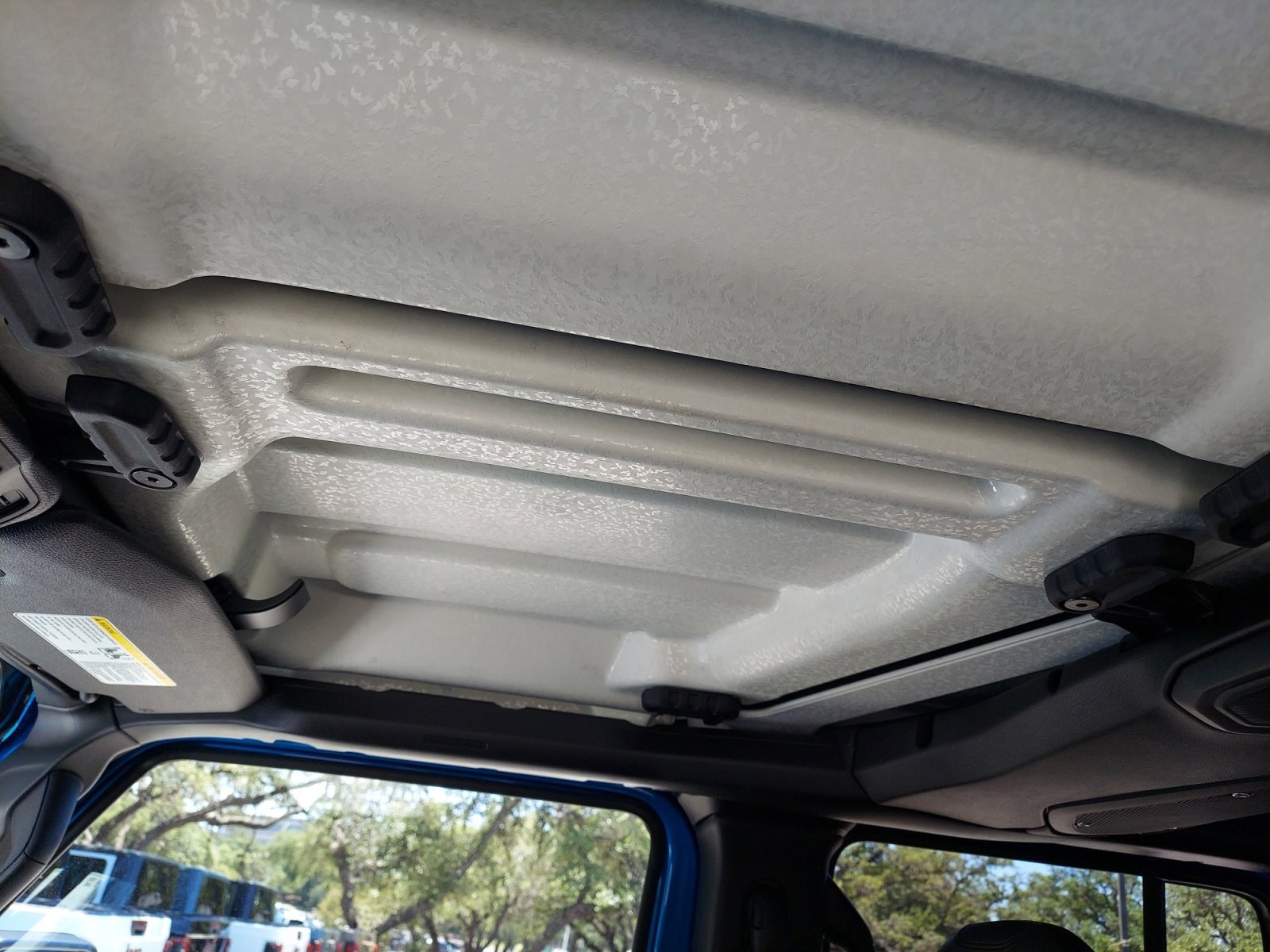 New 2026 Hydro Blue Pearlcoat Jeep Texas Trail image 18