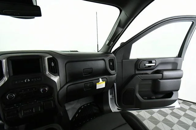 New 2026 Summit White Chevrolet Work Truck image 21
