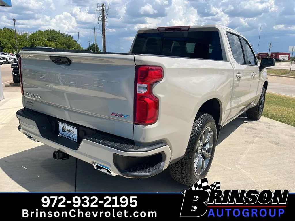 New 2026 White Sands Chevrolet RST image 9