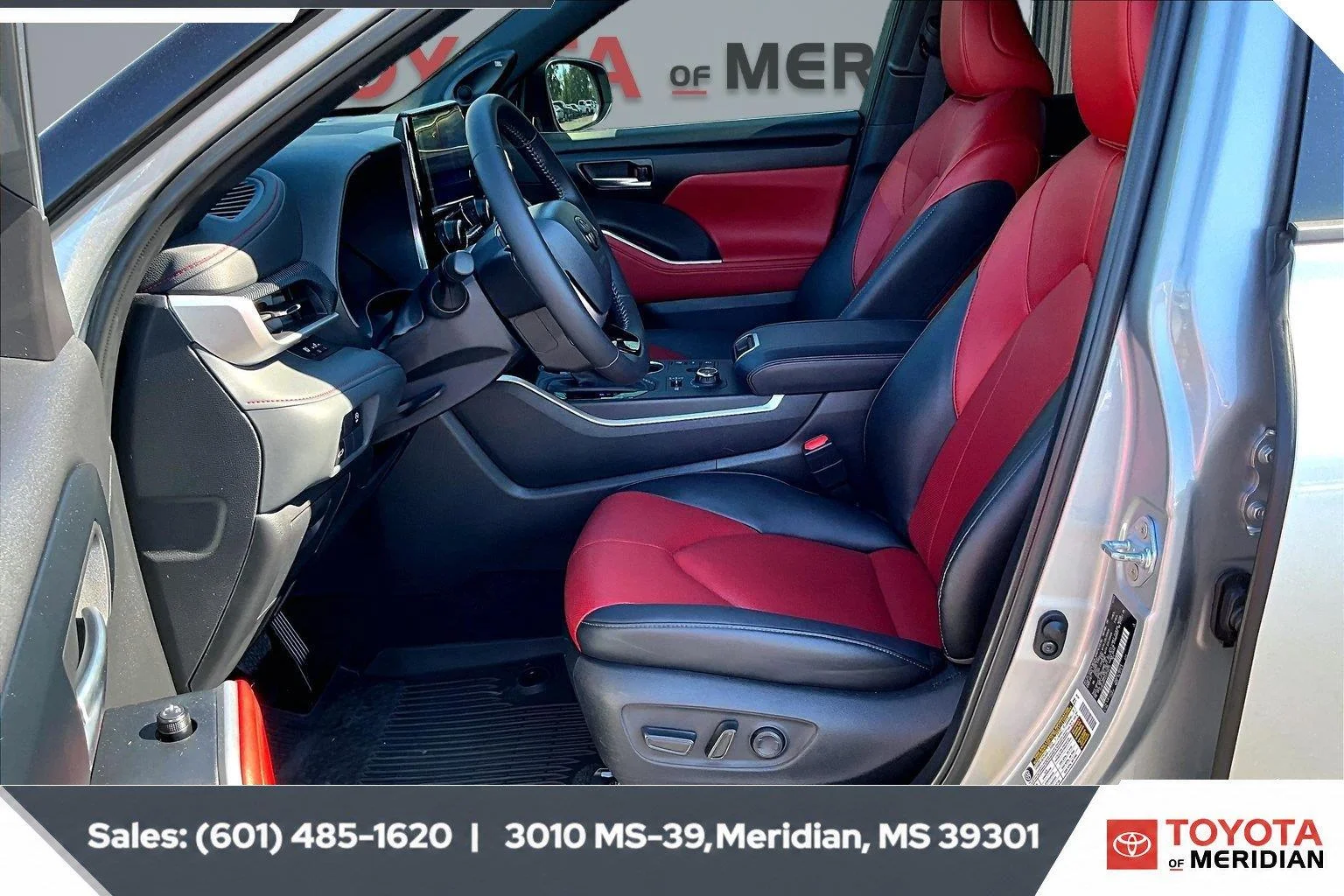 Used 2025 Celestial Silver Metallic Toyota XSE image 18