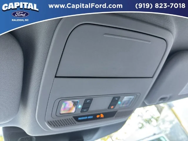 Used 2020 White Ford XLT image 32