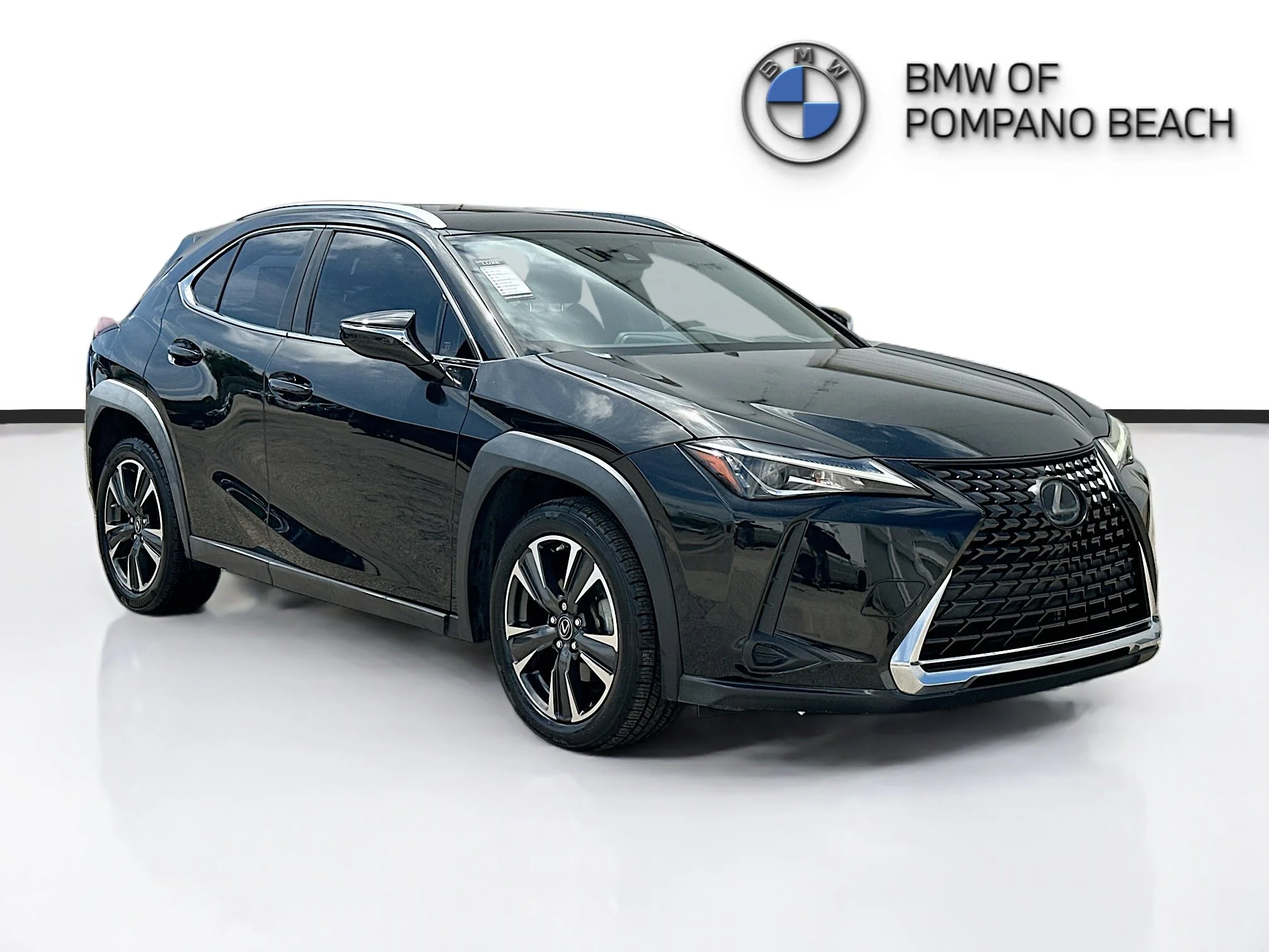 2019 Lexus UX 200 200 FWD's photo