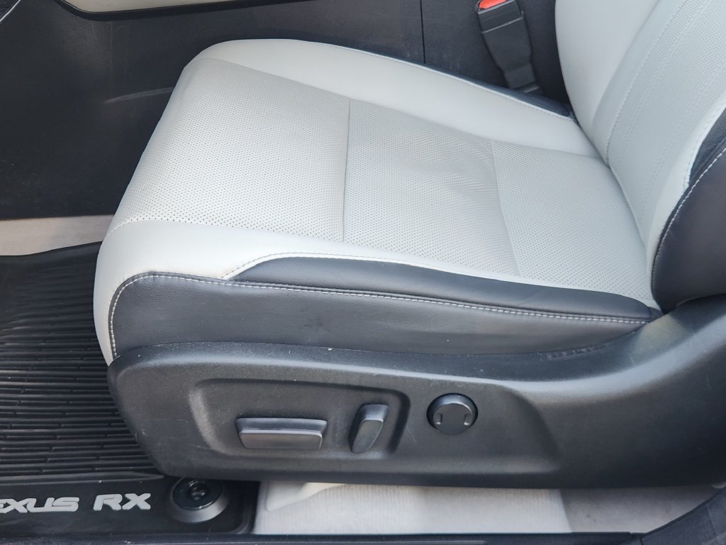 Used 2019 Silver Lexus 350 PREMIUM image 24
