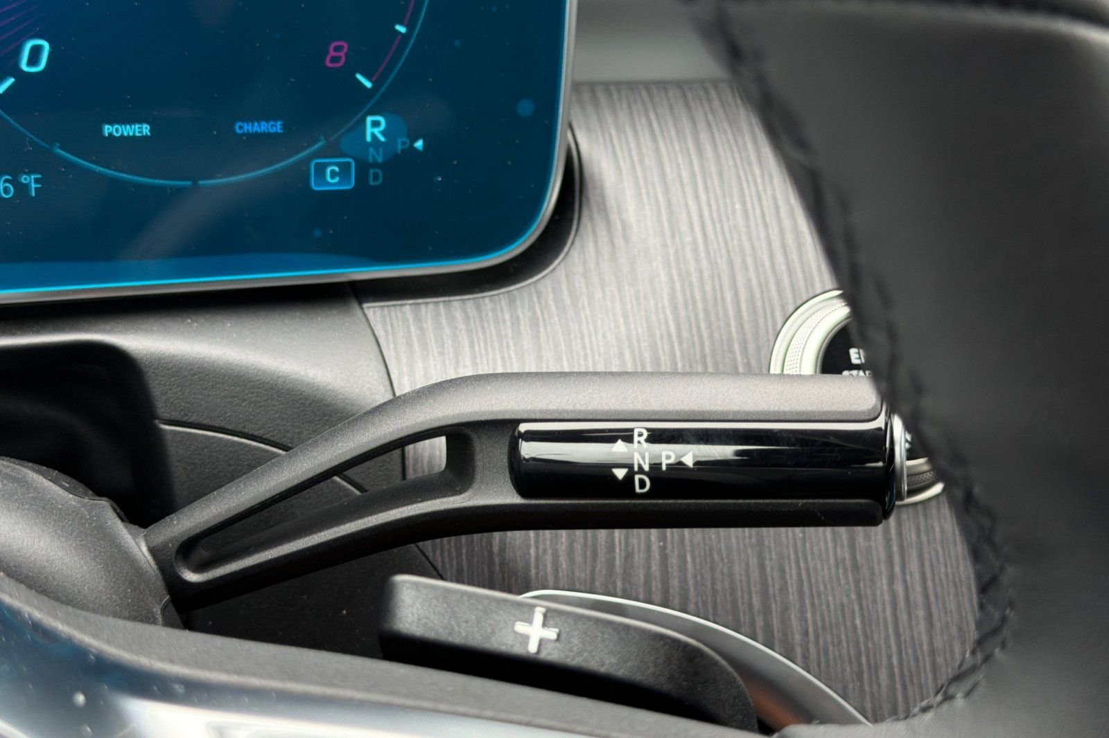 New 2026 Selenite Grey Metallic Mercedes-Benz C 300 image 20