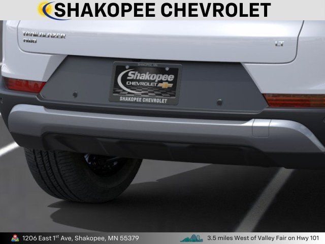 New 2026 Summit White Chevrolet LT image 14