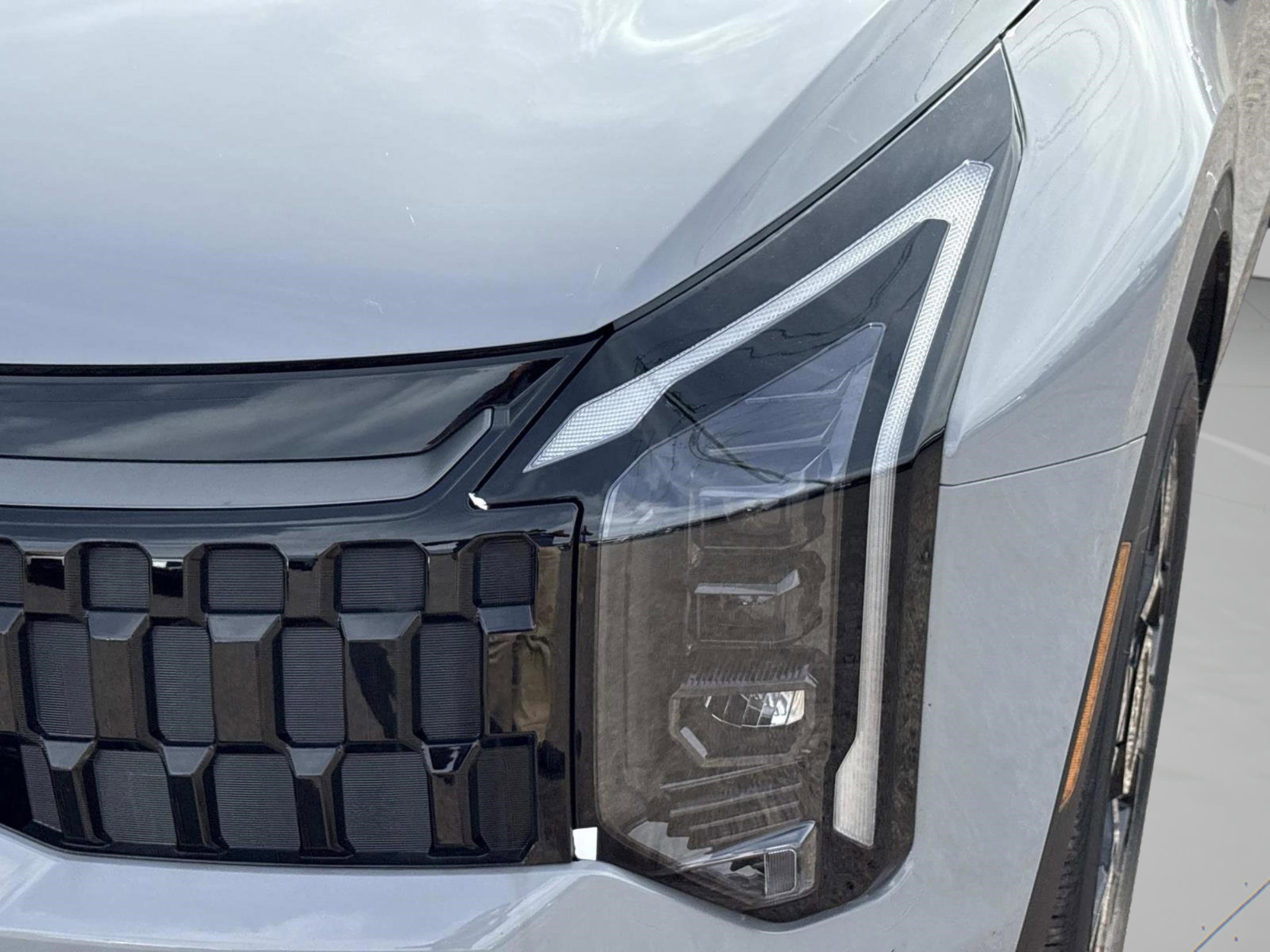 New 2026 Wolf Gray Kia X-Line image 10