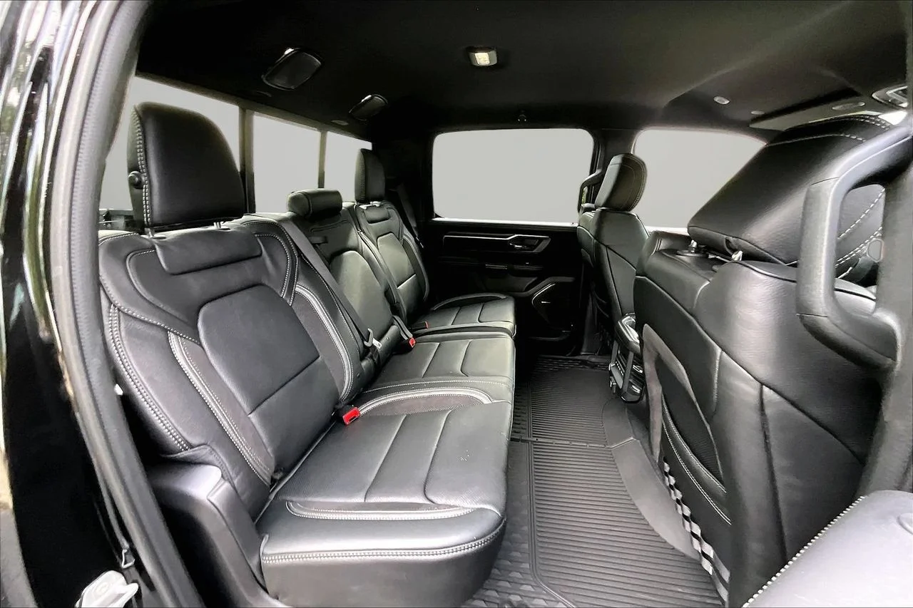 New 2026 Diamond Black Crystal Pearl-Coat Exterior Paint RAM RHO image 19