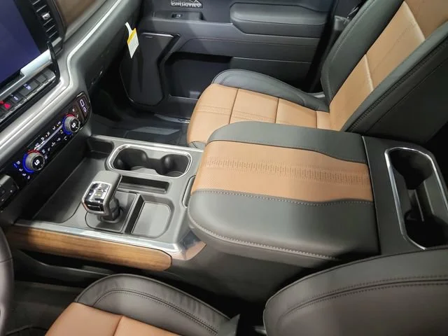2026 Chevrolet Silverado 1500 High Country - Photo 37