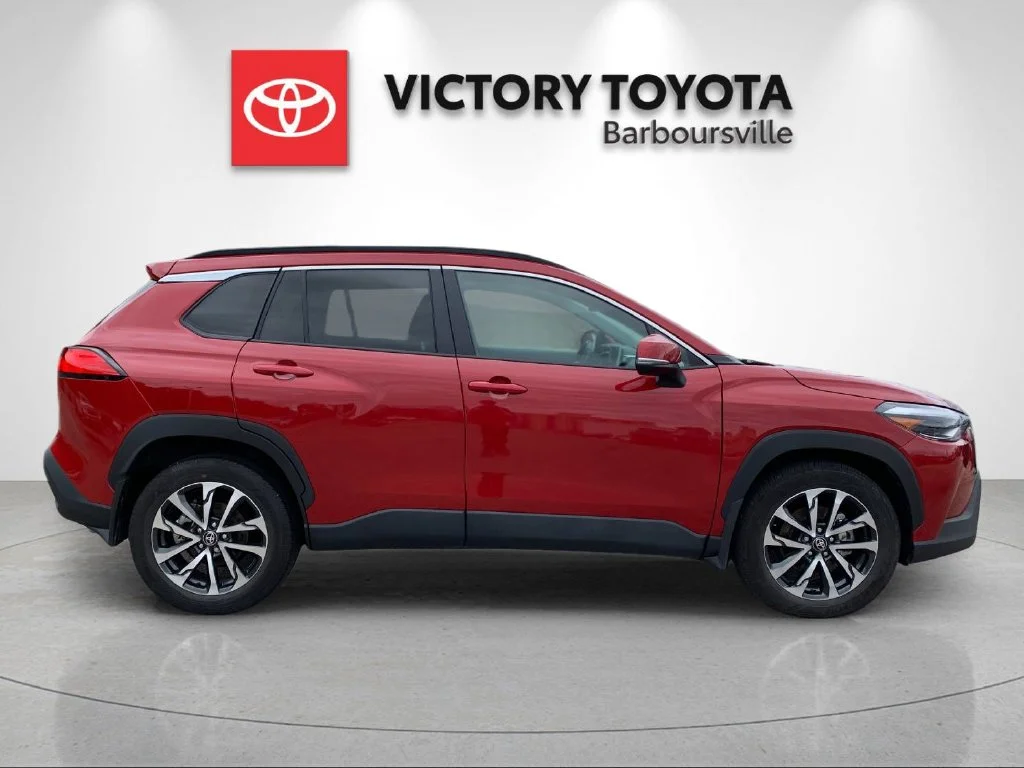 Used 2024 Red Toyota XLE image 6