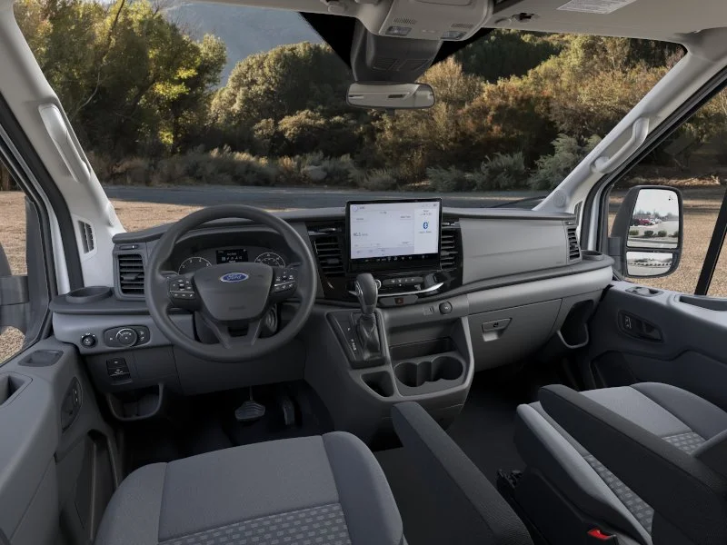 New 2025 Oxford White Ford Passenger Van XLT image 31