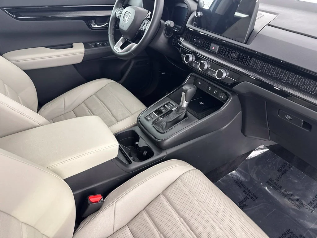 Used 2026 White Honda EX-L image 33
