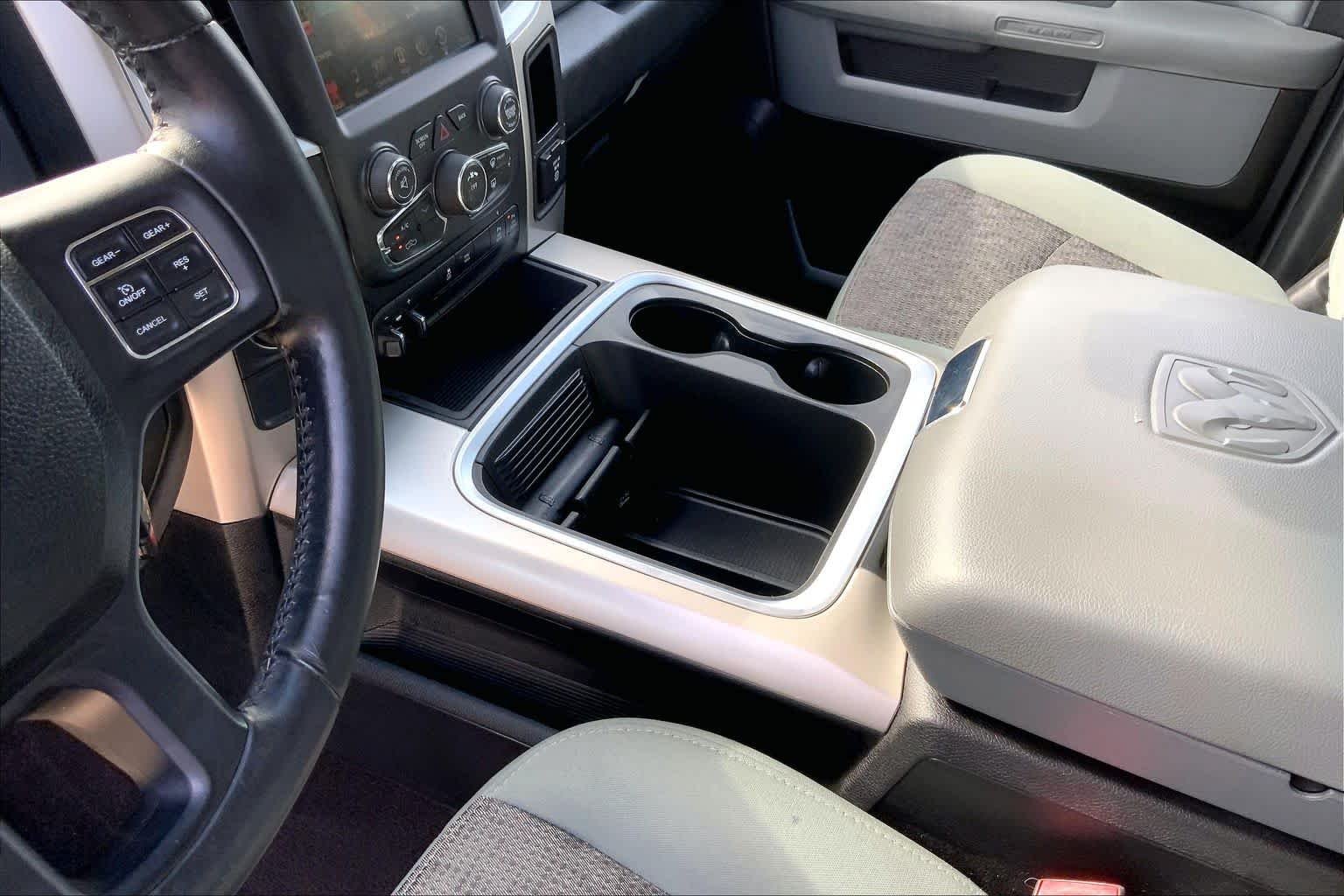 Used 2016 Granite Crystal Metallic Clearcoat Ram Lone Star image 16