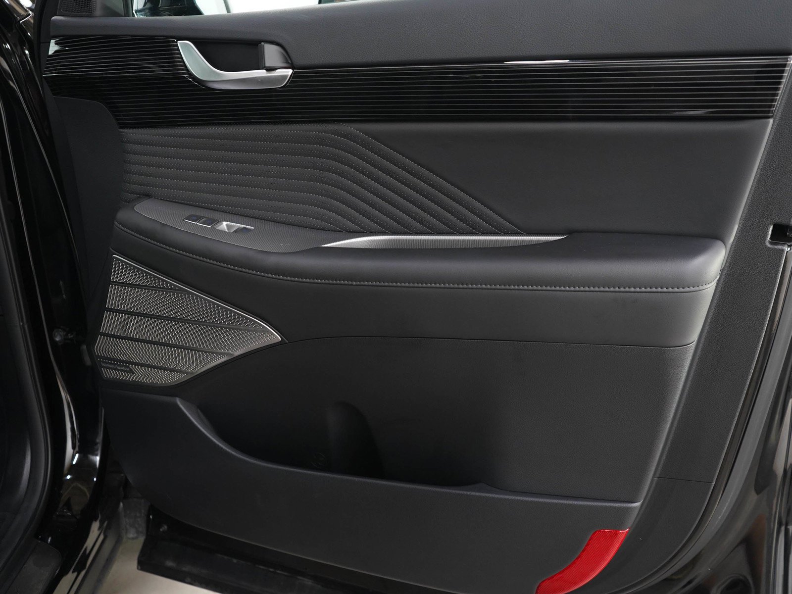 Used 2025 Abyss Black Pearl Hyundai Calligraphy AWD image 12
